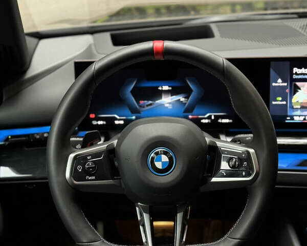 Чорний БМВ i5, об'ємом двигуна 0 л та пробігом 8 тис. км за 77000 $, фото 39 на Automoto.ua