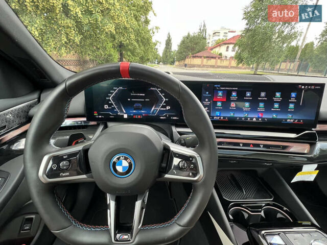 Черный БМВ i5, объемом двигателя 0 л и пробегом 1 тыс. км за 74000 $, фото 17 на Automoto.ua