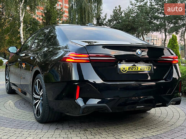 Черный БМВ i5, объемом двигателя 0 л и пробегом 32 тыс. км за 57000 $, фото 4 на Automoto.ua