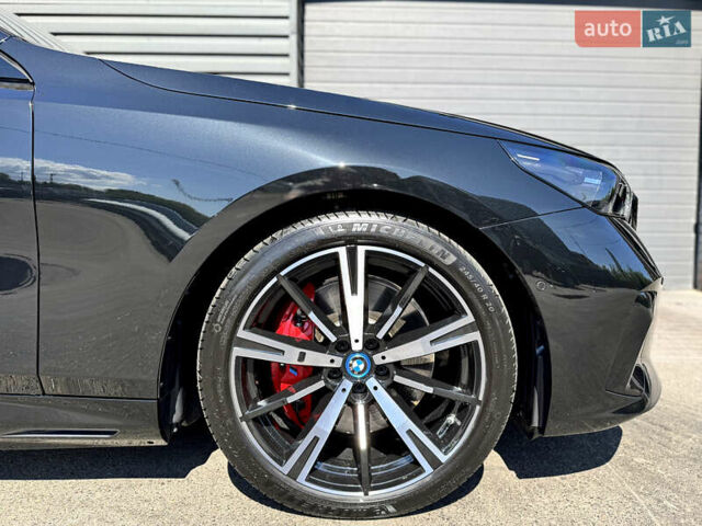 Чорний БМВ i5, об'ємом двигуна 0 л та пробігом 10 тис. км за 61900 $, фото 14 на Automoto.ua