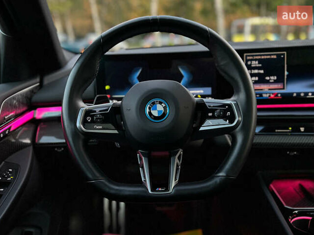 Черный БМВ i5, объемом двигателя 0 л и пробегом 32 тыс. км за 57000 $, фото 11 на Automoto.ua