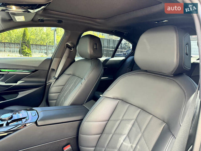 Чорний БМВ i5, об'ємом двигуна 0 л та пробігом 10 тис. км за 61900 $, фото 32 на Automoto.ua