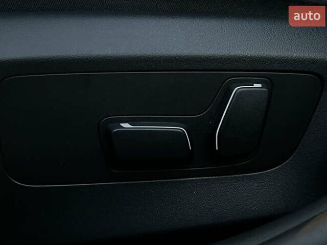 Черный БМВ i5, объемом двигателя 0 л и пробегом 32 тыс. км за 57000 $, фото 23 на Automoto.ua