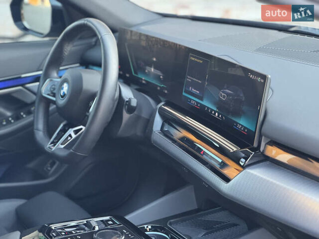 Черный БМВ i5, объемом двигателя 0 л и пробегом 12 тыс. км за 55307 $, фото 42 на Automoto.ua