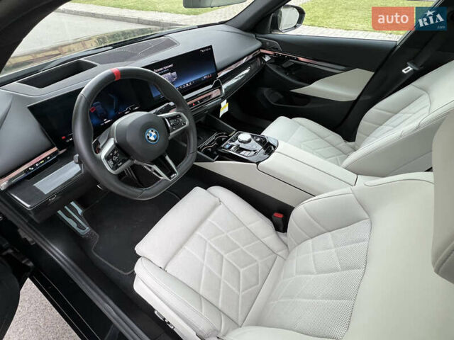 Черный БМВ i5, объемом двигателя 0 л и пробегом 1 тыс. км за 74000 $, фото 10 на Automoto.ua
