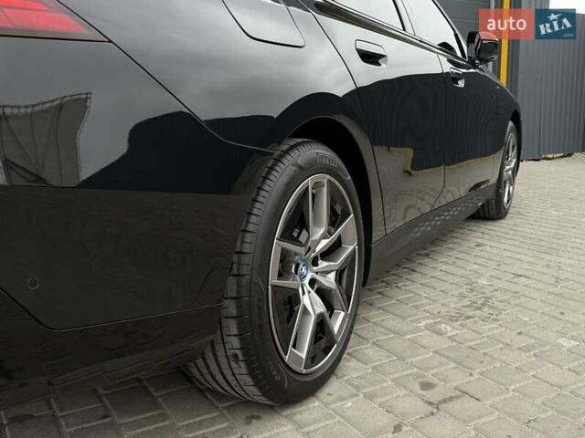 Черный БМВ i5, объемом двигателя 0 л и пробегом 3 тыс. км за 57400 $, фото 25 на Automoto.ua