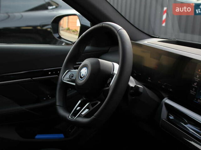 Черный БМВ i5, объемом двигателя 0 л и пробегом 1 тыс. км за 69700 $, фото 16 на Automoto.ua