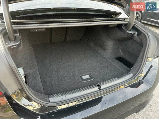 Черный БМВ i5, объемом двигателя 0 л и пробегом 1 тыс. км за 69700 $, фото 11 на Automoto.ua