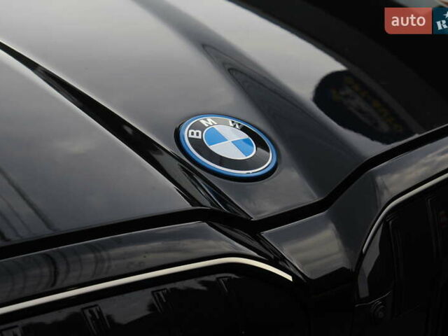Черный БМВ i5, объемом двигателя 0 л и пробегом 1 тыс. км за 69700 $, фото 13 на Automoto.ua