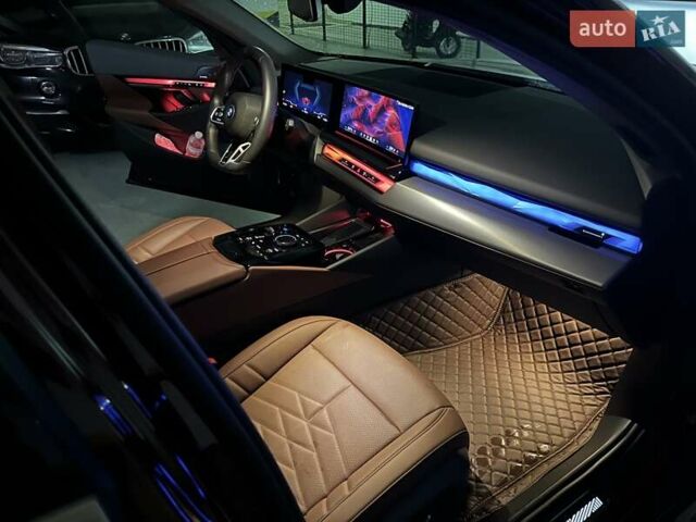 Красный БМВ i5, объемом двигателя 0 л и пробегом 12 тыс. км за 47500 $, фото 11 на Automoto.ua