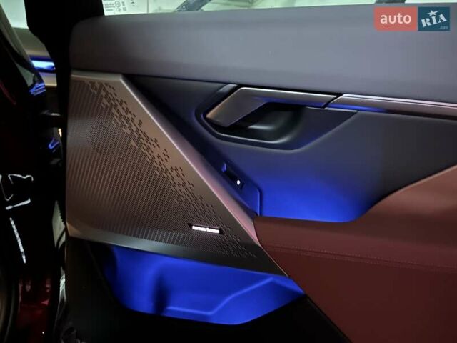 Красный БМВ i5, объемом двигателя 0 л и пробегом 12 тыс. км за 47500 $, фото 9 на Automoto.ua