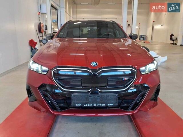 Красный БМВ i5, объемом двигателя 0 л и пробегом 24 тыс. км за 59500 $, фото 4 на Automoto.ua