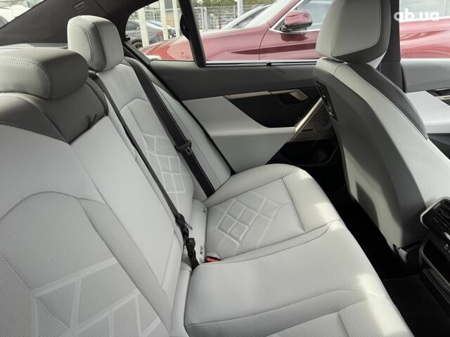 БМВ i5, объемом двигателя 0 л и пробегом 1 тыс. км за 99768 $, фото 9 на Automoto.ua