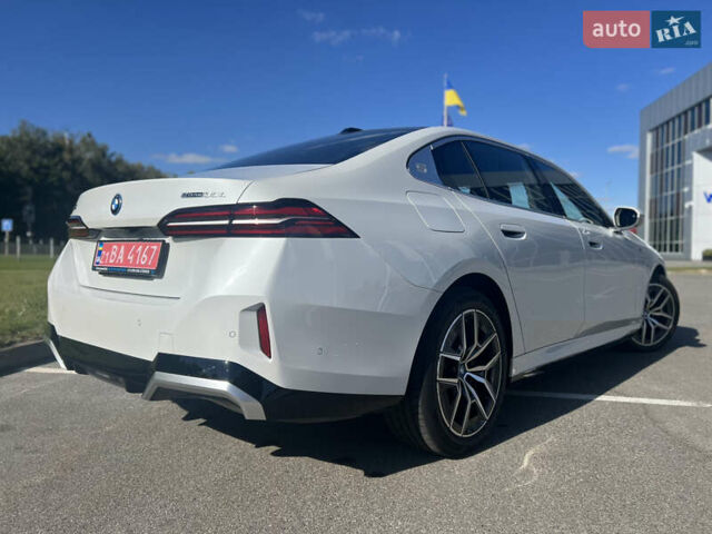 БМВ i5, объемом двигателя 0 л и пробегом 5 тыс. км за 61000 $, фото 5 на Automoto.ua