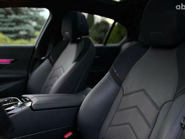 БМВ i5, объемом двигателя 0 л и пробегом 32 тыс. км за 57000 $, фото 29 на Automoto.ua