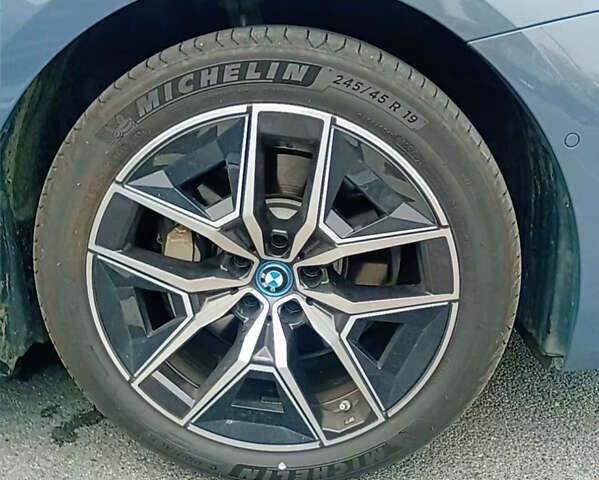 БМВ i5, объемом двигателя 0 л и пробегом 11 тыс. км за 41500 $, фото 28 на Automoto.ua