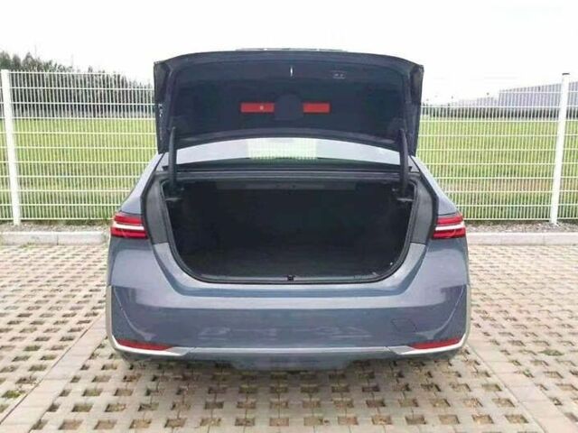 БМВ i5, объемом двигателя 0 л и пробегом 13 тыс. км за 41500 $, фото 5 на Automoto.ua