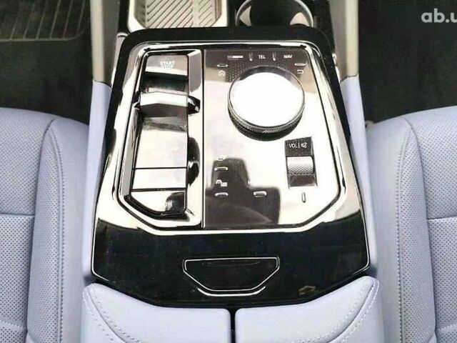 БМВ i5, объемом двигателя 0 л и пробегом 11 тыс. км за 41500 $, фото 5 на Automoto.ua