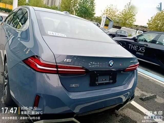 БМВ i5, объемом двигателя 0 л и пробегом 11 тыс. км за 41500 $, фото 26 на Automoto.ua