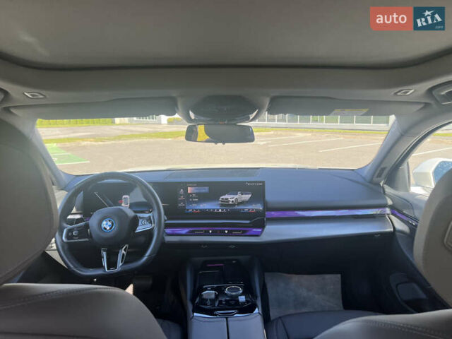 БМВ i5, объемом двигателя 0 л и пробегом 5 тыс. км за 61000 $, фото 17 на Automoto.ua
