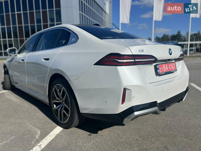 БМВ i5, объемом двигателя 0 л и пробегом 5 тыс. км за 61000 $, фото 6 на Automoto.ua