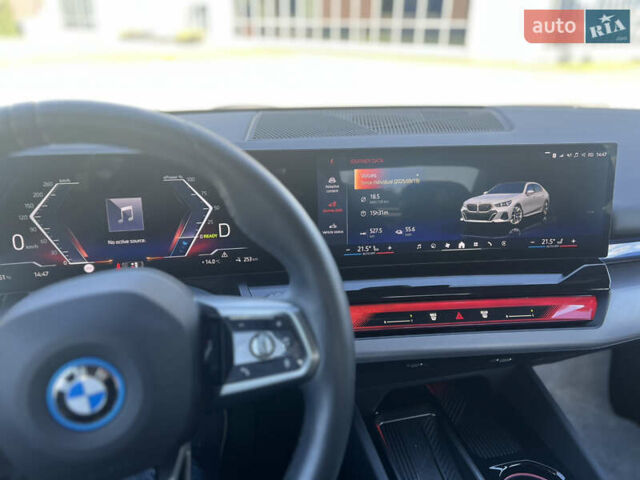 БМВ i5, объемом двигателя 0 л и пробегом 5 тыс. км за 61000 $, фото 24 на Automoto.ua