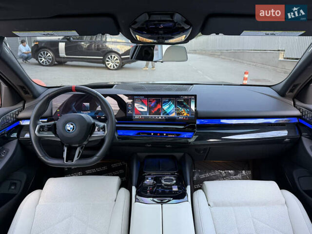 Сірий БМВ i5, об'ємом двигуна 0 л та пробігом 29 тис. км за 65000 $, фото 69 на Automoto.ua