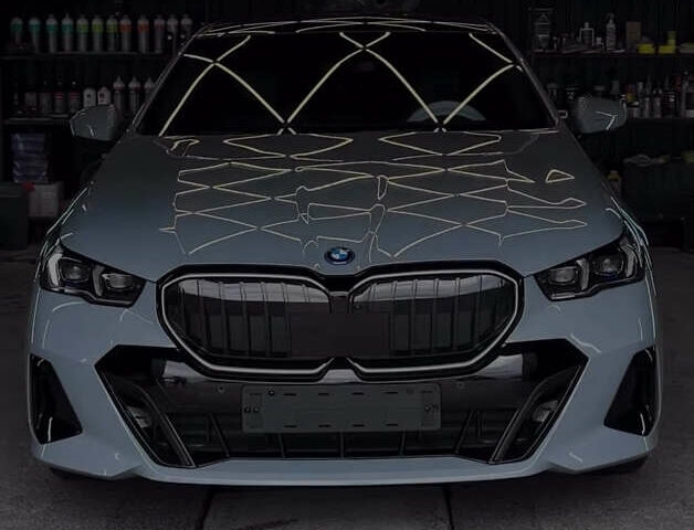 Серый БМВ i5, объемом двигателя 0 л и пробегом 16 тыс. км за 61000 $, фото 1 на Automoto.ua