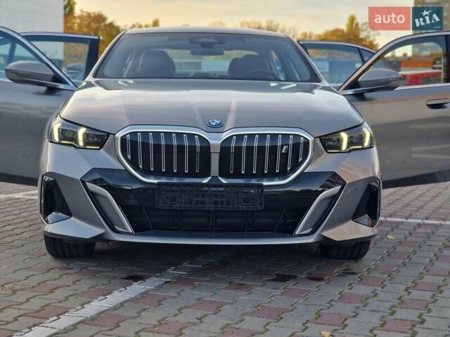 Сірий БМВ i5, об'ємом двигуна 0 л та пробігом 16 тис. км за 48500 $, фото 18 на Automoto.ua