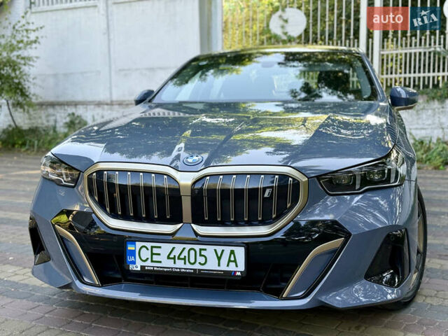 Серый БМВ i5, объемом двигателя 0 л и пробегом 15 тыс. км за 59500 $, фото 8 на Automoto.ua