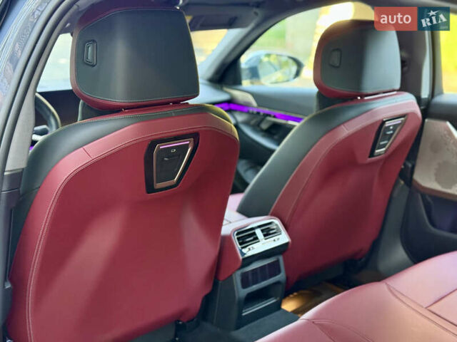 Серый БМВ i5, объемом двигателя 0 л и пробегом 15 тыс. км за 59500 $, фото 27 на Automoto.ua