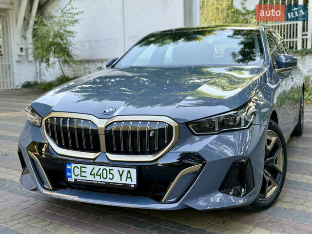 Серый БМВ i5, объемом двигателя 0 л и пробегом 15 тыс. км за 59500 $, фото 9 на Automoto.ua