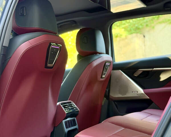 Серый БМВ i5, объемом двигателя 0 л и пробегом 15 тыс. км за 59500 $, фото 28 на Automoto.ua