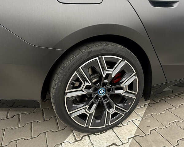 Сірий БМВ i5, об'ємом двигуна 0 л та пробігом 25 тис. км за 65900 $, фото 20 на Automoto.ua