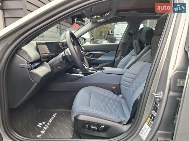 Серый БМВ i5, объемом двигателя 0 л и пробегом 5 тыс. км за 54900 $, фото 10 на Automoto.ua