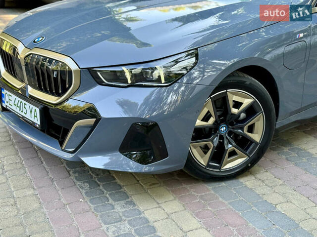 Серый БМВ i5, объемом двигателя 0 л и пробегом 15 тыс. км за 59500 $, фото 7 на Automoto.ua