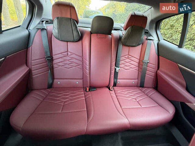 Серый БМВ i5, объемом двигателя 0 л и пробегом 15 тыс. км за 59500 $, фото 30 на Automoto.ua