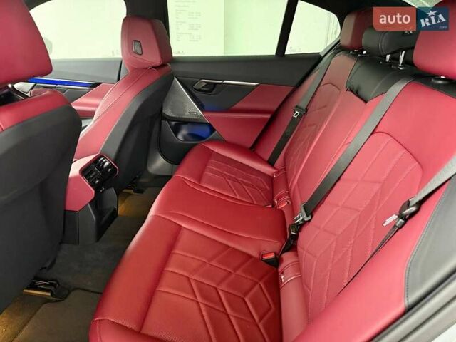 Сірий БМВ i5, об'ємом двигуна 0 л та пробігом 18 тис. км за 54900 $, фото 27 на Automoto.ua