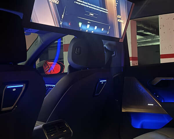 Серый БМВ i5, объемом двигателя 0 л и пробегом 5 тыс. км за 59000 $, фото 23 на Automoto.ua