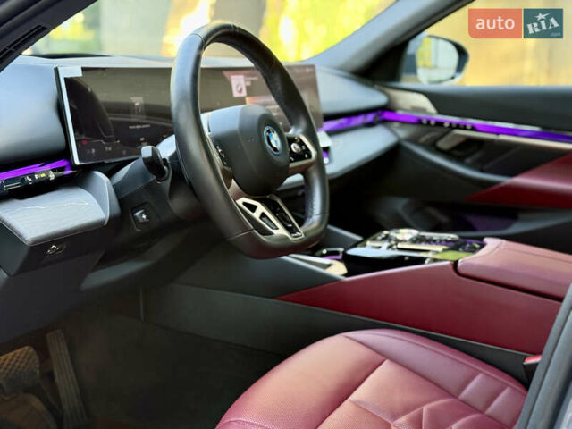 Серый БМВ i5, объемом двигателя 0 л и пробегом 15 тыс. км за 59500 $, фото 29 на Automoto.ua