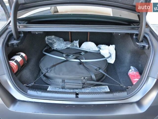 Сірий БМВ i5, об'ємом двигуна 0 л та пробігом 4 тис. км за 86780 $, фото 8 на Automoto.ua