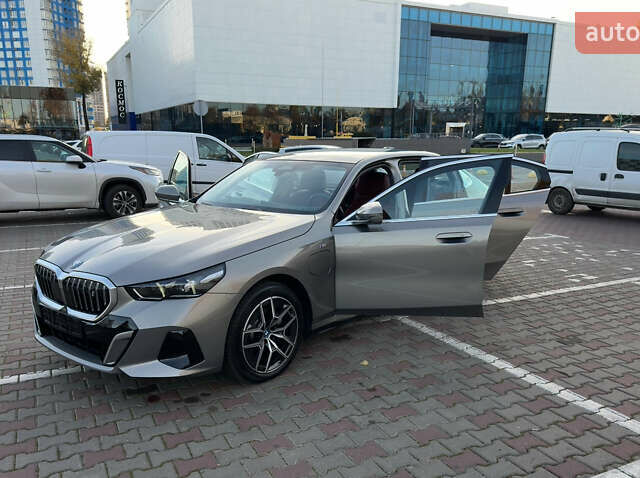 Сірий БМВ i5, об'ємом двигуна 0 л та пробігом 16 тис. км за 48500 $, фото 19 на Automoto.ua