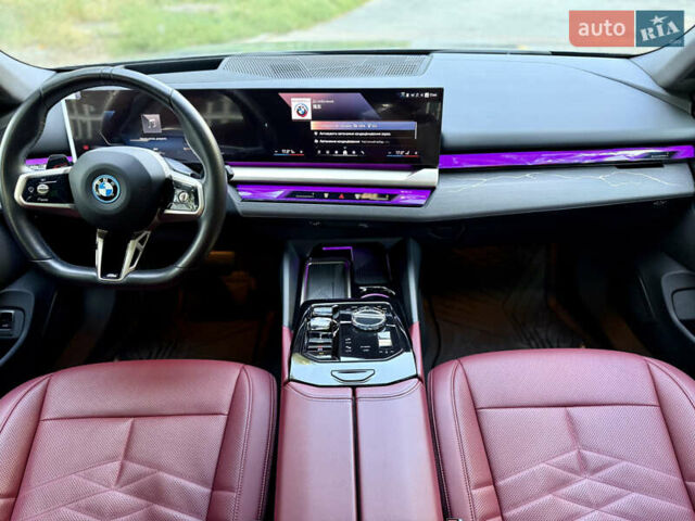 Серый БМВ i5, объемом двигателя 0 л и пробегом 15 тыс. км за 59500 $, фото 21 на Automoto.ua