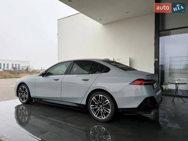 Сірий БМВ i5, об'ємом двигуна 0 л та пробігом 18 тис. км за 54900 $, фото 6 на Automoto.ua