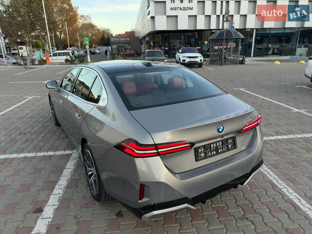 Сірий БМВ i5, об'ємом двигуна 0 л та пробігом 16 тис. км за 48500 $, фото 24 на Automoto.ua