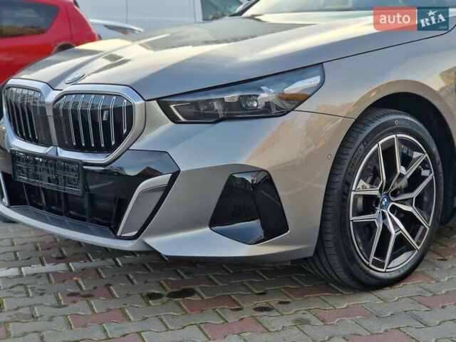 Сірий БМВ i5, об'ємом двигуна 0 л та пробігом 16 тис. км за 48500 $, фото 16 на Automoto.ua