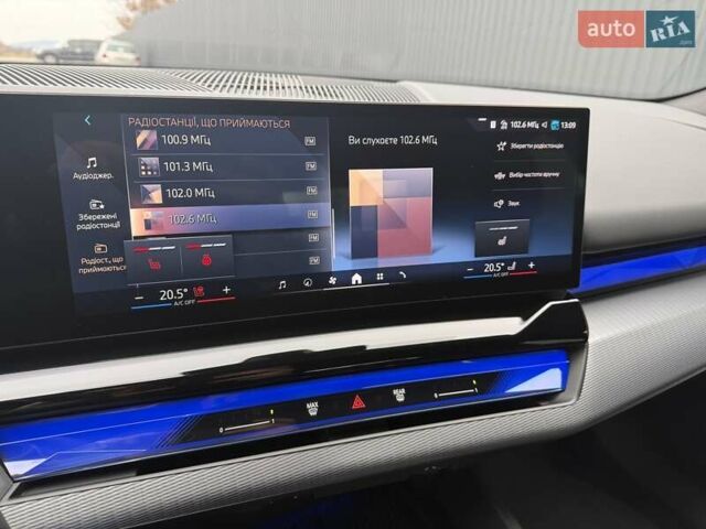 Сірий БМВ i5, об'ємом двигуна 0 л та пробігом 18 тис. км за 59500 $, фото 28 на Automoto.ua