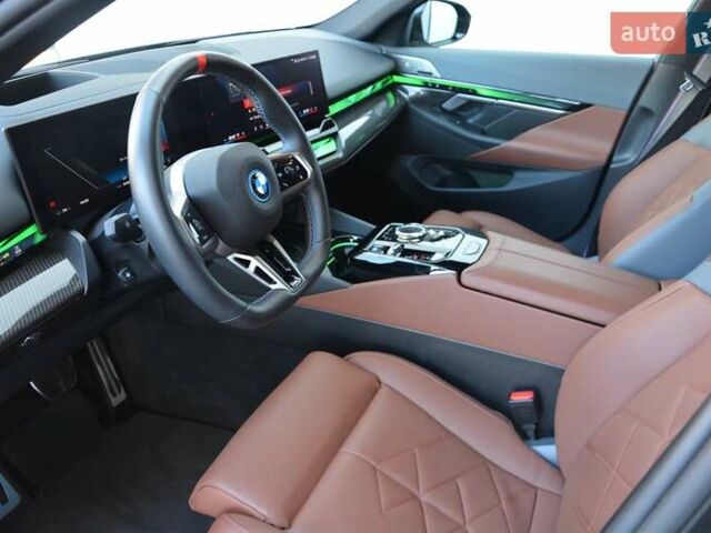 Сірий БМВ i5, об'ємом двигуна 0 л та пробігом 4 тис. км за 86780 $, фото 4 на Automoto.ua