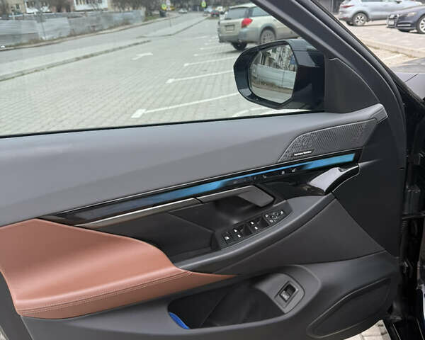 Сірий БМВ i5, об'ємом двигуна 0 л та пробігом 25 тис. км за 65900 $, фото 37 на Automoto.ua