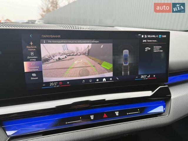 Сірий БМВ i5, об'ємом двигуна 0 л та пробігом 18 тис. км за 59500 $, фото 29 на Automoto.ua